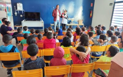 Torrinha: Campanha de saúde bucal leva palestras e kits de higiene a alunos das escolas