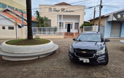 Anhembi: Presidente da Câmara Rogérião Winckler entrega veículo para a prefeitura e sugere uso no núcleo de apoio pedagógico