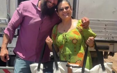 Dourado: Prefeitura entrega cesta natalina aos servidores municipais